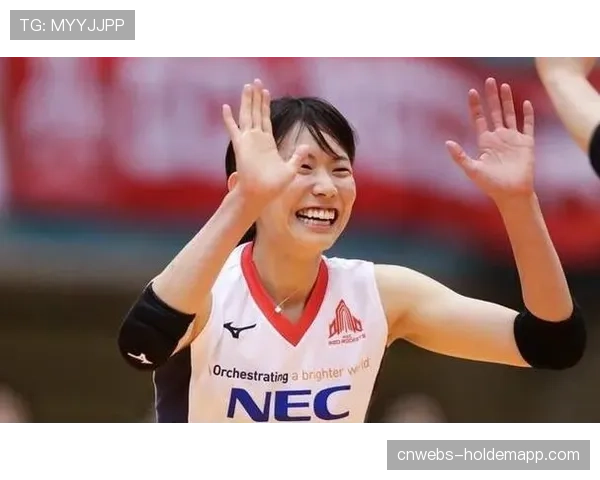 日本女排主帅真锅政义公布亚俱杯14人名单,古贺纱理那领衔 日本女排主帅真锅政义公布亚俱杯14人名单,古贺纱理那领衔